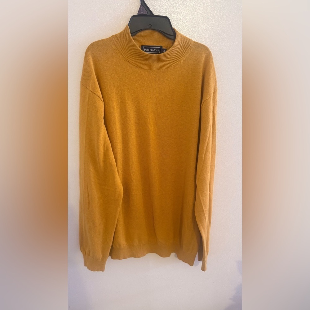 Charles Tyrwhitt Germyn Street London Merino V-Neck Sweater Burnt OrangeSmall
